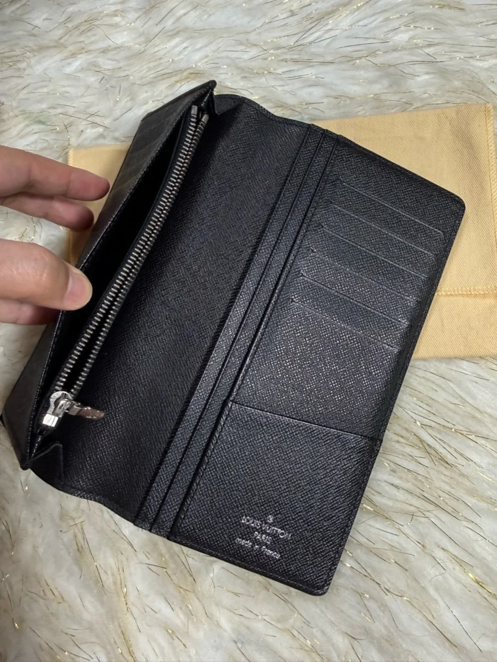 Louis Vuitton Brazza Black Damier Graphite wallet w/ Dust-bag unisex - Picture 14 of 16